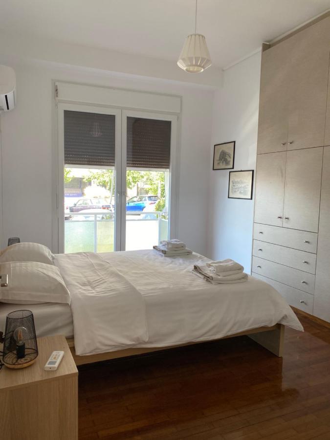 Galaxy Home Spacious & Renovated Apartment Атина Екстериор снимка