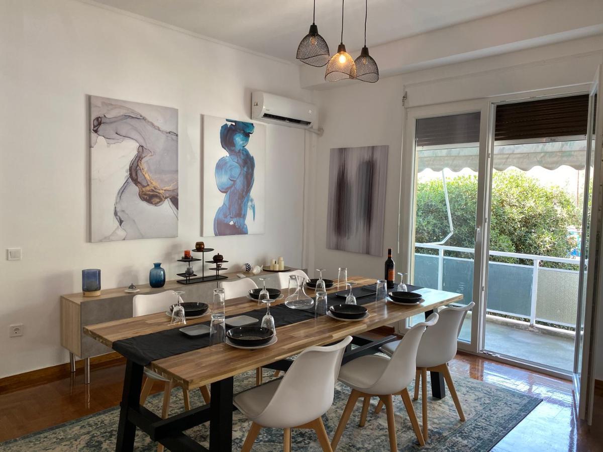 Galaxy Home Spacious & Renovated Apartment Атина Екстериор снимка